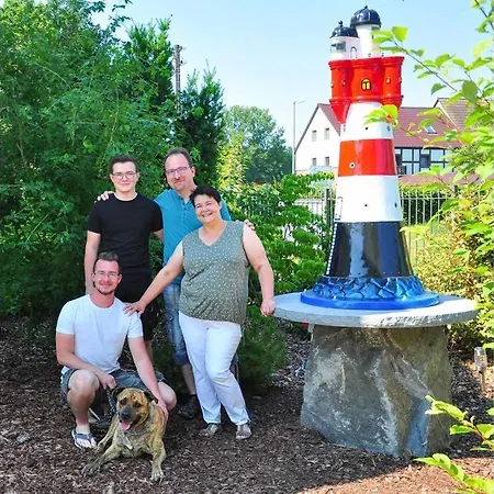 „zum Leuchtturm“ *